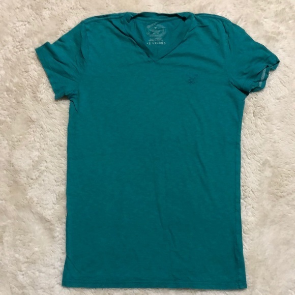 American Eagle Outfitters Other - American eagle men’s size Xs V-Neck T-shirt teal